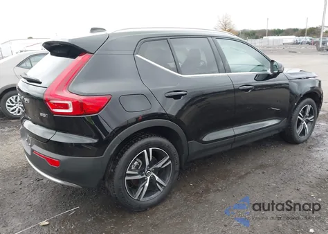 2025 Volvo Xc40 B5 Core Bright Theme from USA, damaged, VIN YV4L12UJ2S2558137